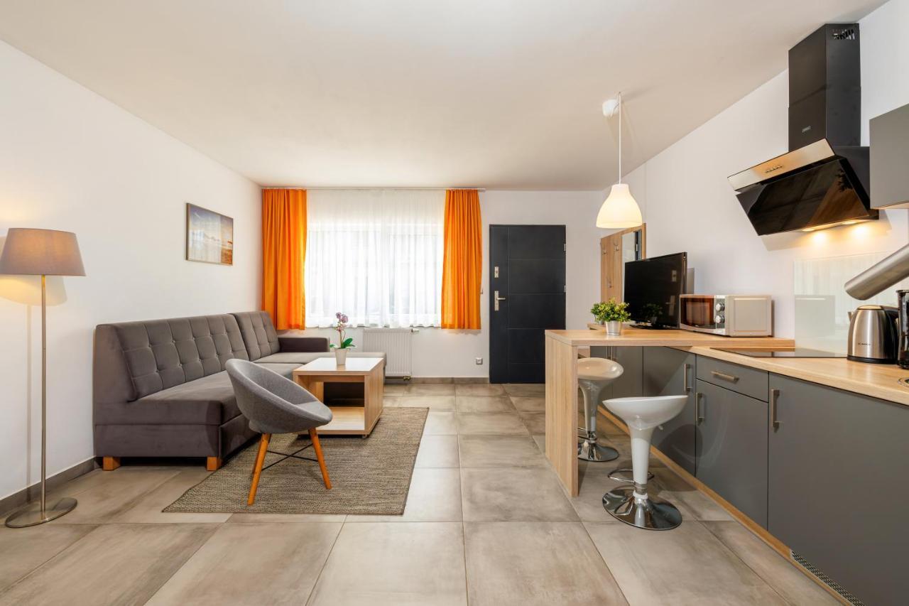 Seo2 Rewal - Apartamenty Z Osobnym Wejsciem, Grzany Basen, Darmowe Sauny, Parking, Grill, Wifi Экстерьер фото